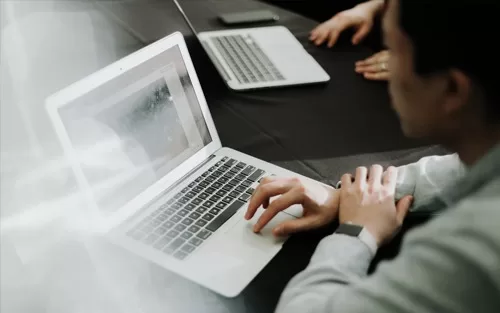 TikTok硬砸15亿美元，就为了能回印尼卖货。