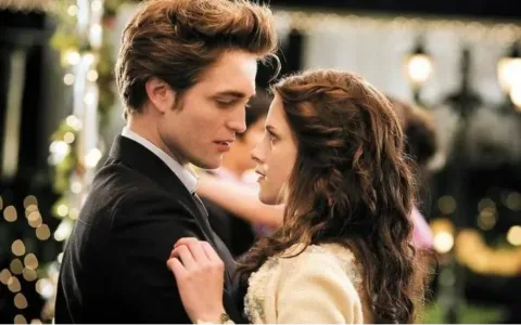 多国下载榜排名飙升50+！ RPG三消换装加持的“互动小说”魅力真有这么大？