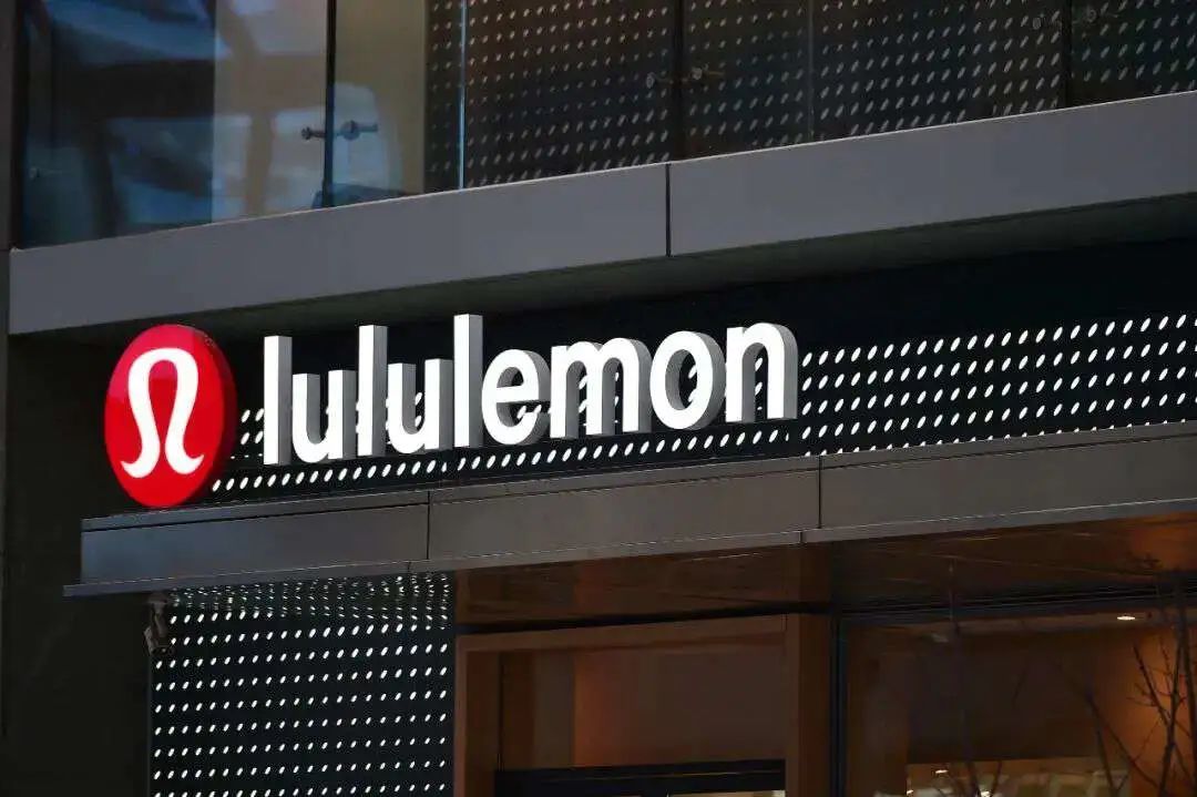 TIKTOK视频播放过亿！Lululemon造就“瑜伽界爱马仕”神话