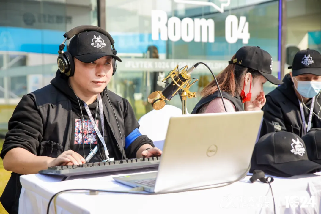 一款上线了四年的盲人MMO