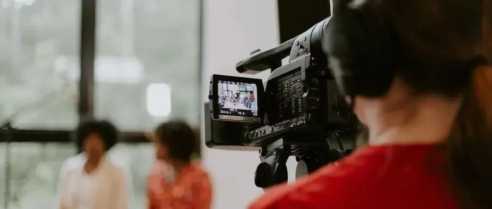 “小程序短剧”狂飙，8天赚1亿？24小时内充值破千万